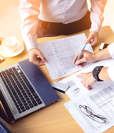 Lohn- und Gehaltsabrechnungen Lohn- und Gehaltsabrechnungen